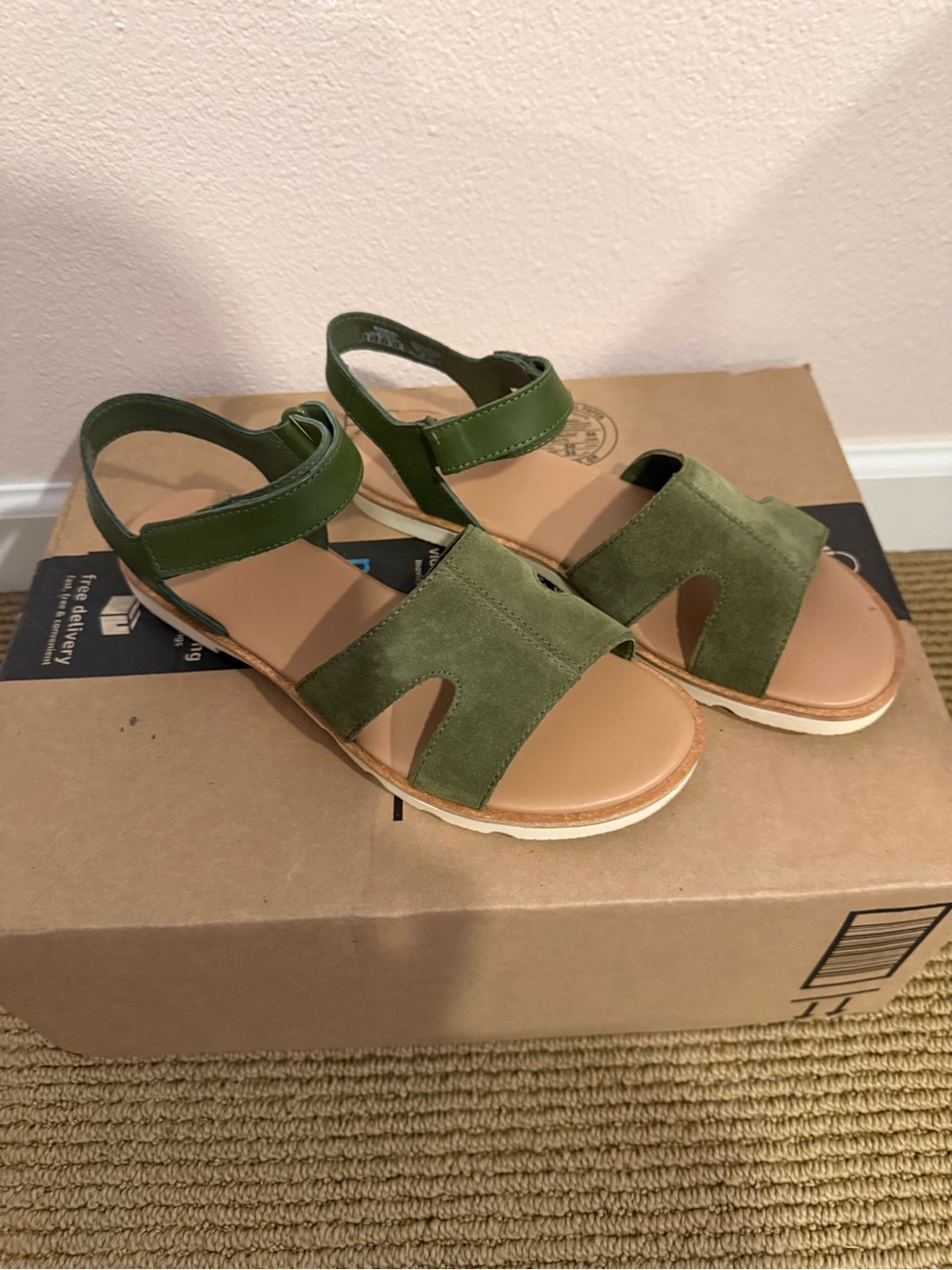 Women's Green Suede Sorel Sandals